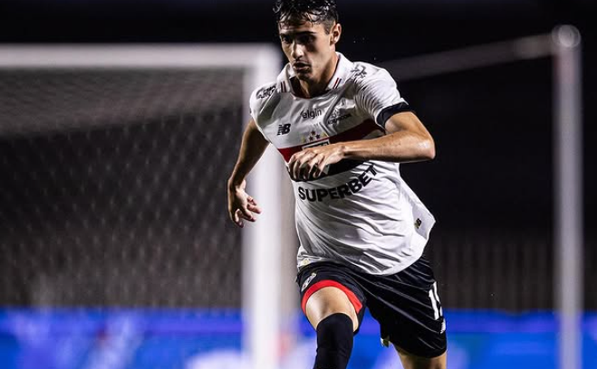 São Paulo faz coletivo visando o Brasileirão e Rodriguinho participa de parte das atividades