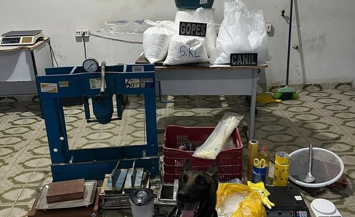 Polícia Militar desmonta refinaria de drogas e apreende mais de 51 kg de cocaína em Arapiraca