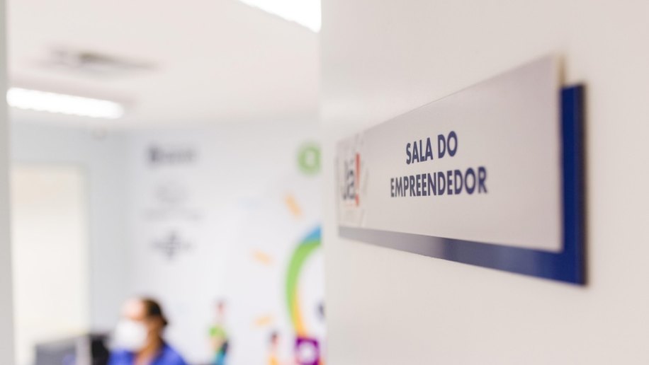 Sala do Empreendedor de Maceió reforça prazo final para envio da Declaração Anual do MEI
