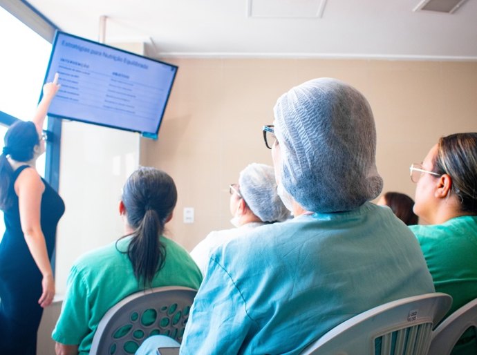 Hospital da Cidade avança na qualificação assistencial com nova semana de capacitações do Einstein