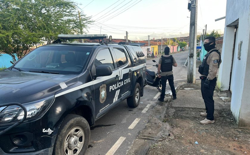 Polícia Civil prende dupla acusada de tentativa de homicídio em Arapiraca