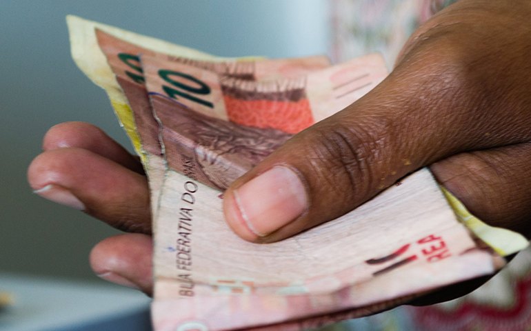 Em AL, um a cada três domicílios receberam rendimentos do Bolsa Família em 2022