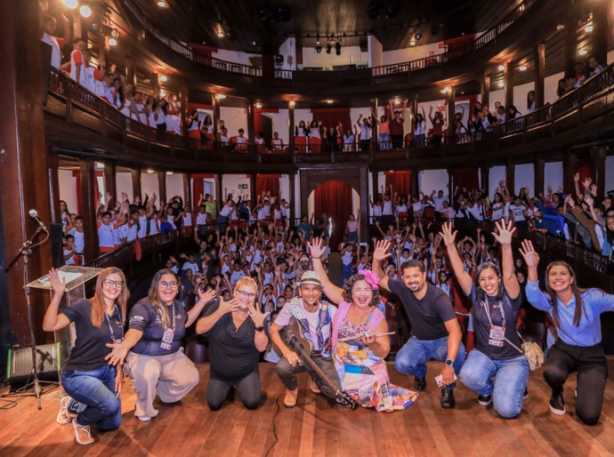 Contação de histórias para crianças e adolescentes abre programação da FliPenedo 2026