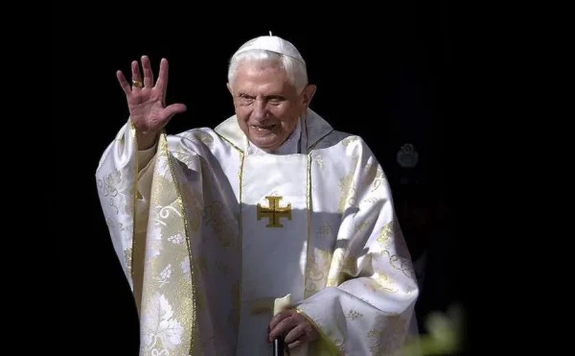 Morre, aos 95 anos, o papa emérito Bento XVI