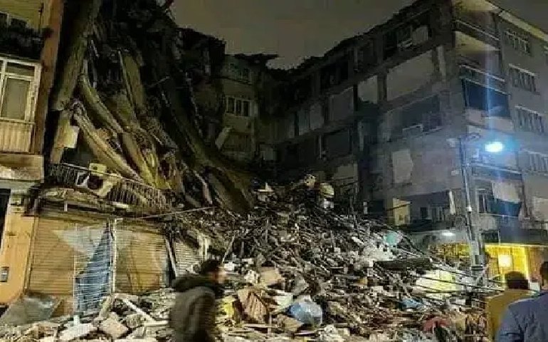 Número de mortos em terremoto na Turquia e Síria passa de 11 mil