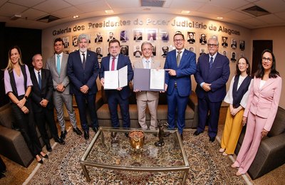 TJAL firma parceria para aprimorar o monitoramento de acusados de violência doméstica