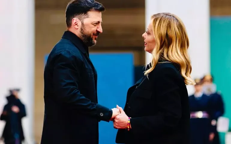 Meloni e Zelensky frisam importância de 'união' entre europeus e americanos