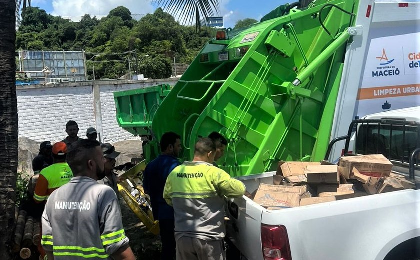 Vigilância Sanitária de Maceió realiza apreensão de alimentos vencidos e estragados
