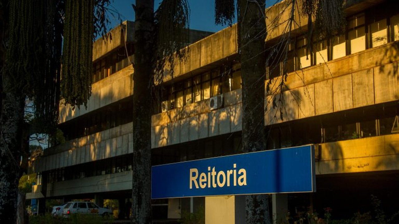 Greve em universidades é tema de audiência na Câmara nesta quinta-feira