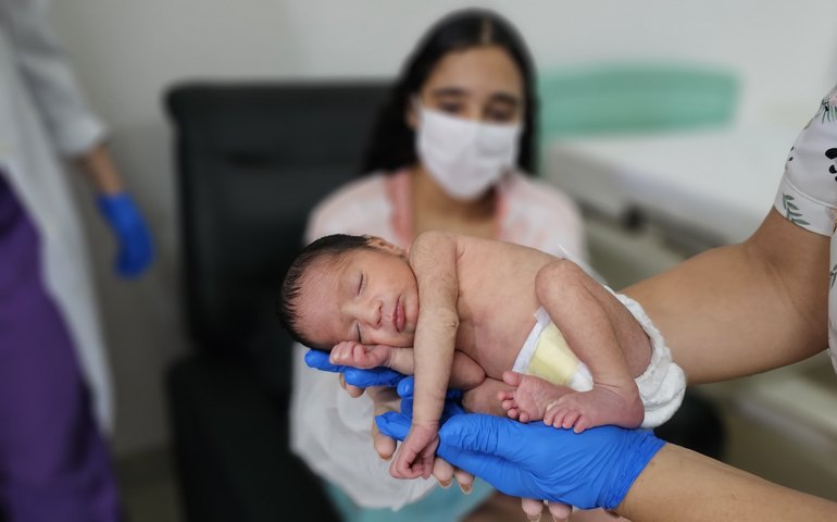 Método Canguru: emoção e sensibilidade marcam inauguração de novos leitos especiais no Hospital Chama