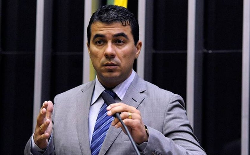Deputado Luis Miranda pede prisão de Onyx e Élcio Franco à CPI da Covid