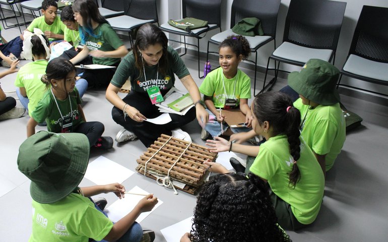 Botânicos mirins descobrem a importância da ilustração científica de um jeito divertido