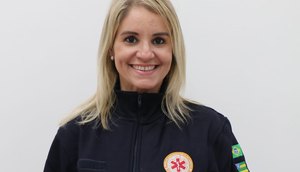 MEDICA KARINA MENDONÇA