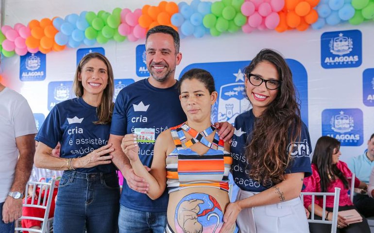 Em Santana do Ipanema, governador Paulo Dantas anuncia dois restaurantes populares para o Sertão