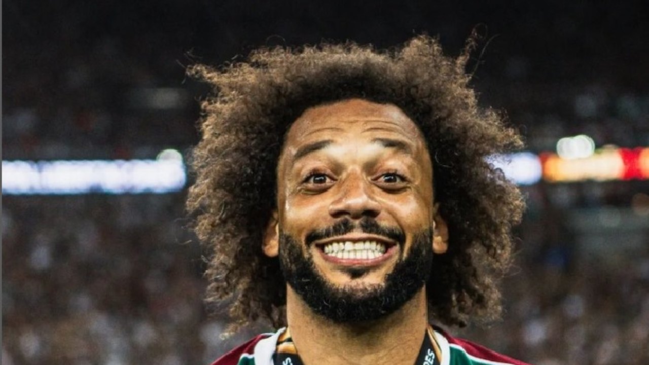 De férias no Fluminense, Marcelo visita Real Madrid e revê alguns ex-companheiros