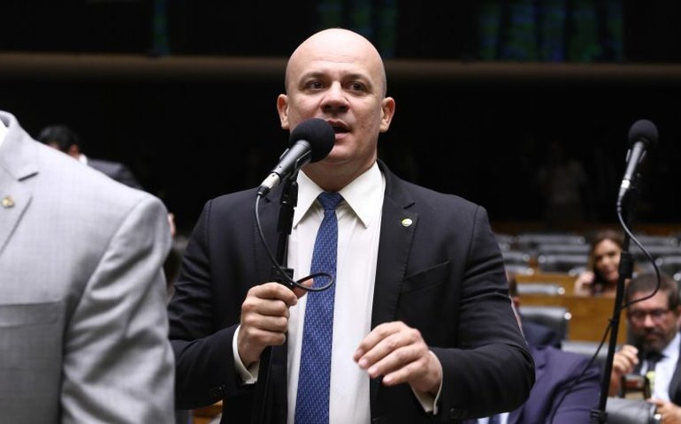 Projeto prevê punição para criação de entidades falsas com fins de desvio de recursos públicos