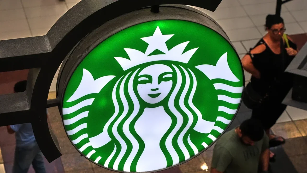 Starbucks fechará 250 lojas na América do Norte esta semana, na segunda onda de encerramentos.