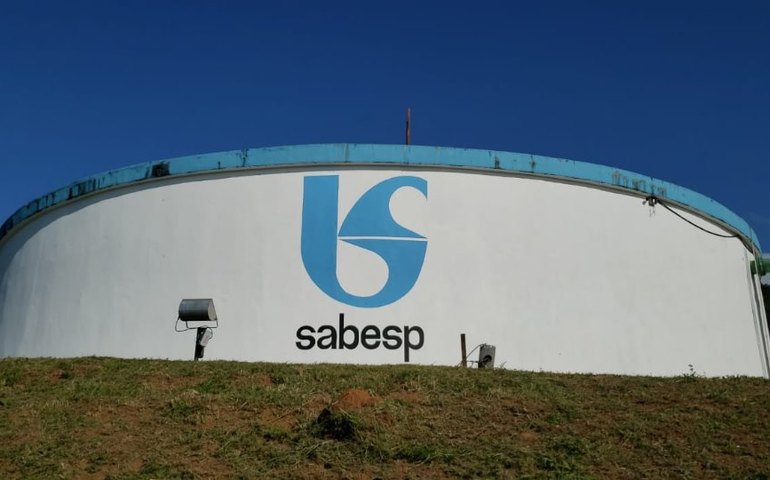 Prefeitura de São Sebastião multa Sabesp por extravasamento de esgoto; saiba onde