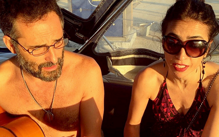 Marisa Monte e Jorge Drexler, juntos em “Vento Sardo”