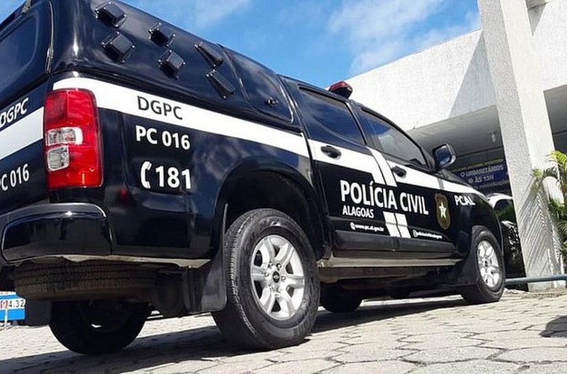 Polícia Civil apresenta detalhes sobre caso de mulher morta a facadas na Ponta Verde