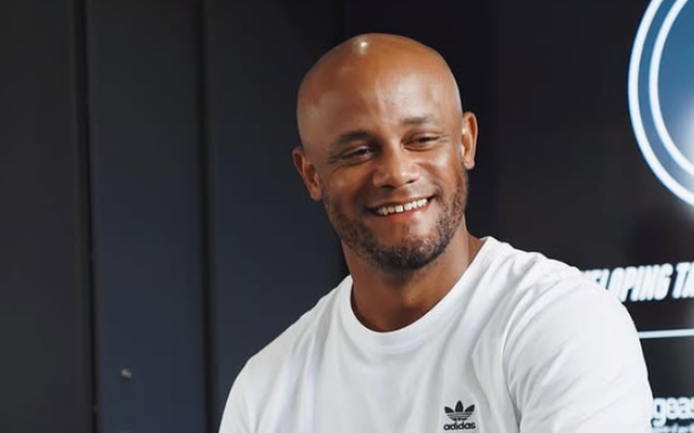 Kompany celebra Bayern completo em belo desafio contra PSG: 'Gosto de jogar contra os melhores'