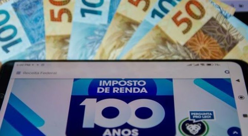 Receita abre consulta a restituição do Imposto de Renda com correção de 1%; veja calendário de pagamento / Foto: Foto: Adriana Toffeti/Ato Press/Estadão