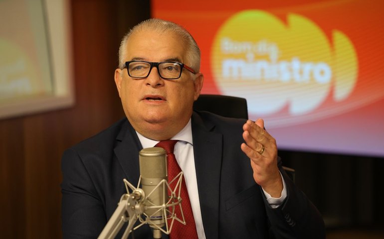 Tarifaço dos Estados Unidos é boicote contra o Brasil, diz ministro