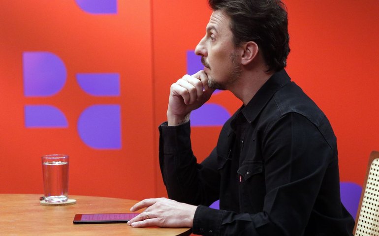 DR com Demori tem edição especial nesta terça com Guilherme Boulos