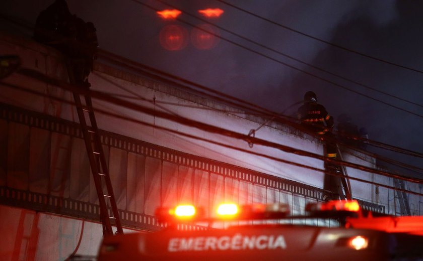 Falta vontade política de investir, diz especialista sobre incêndio na Cinemateca