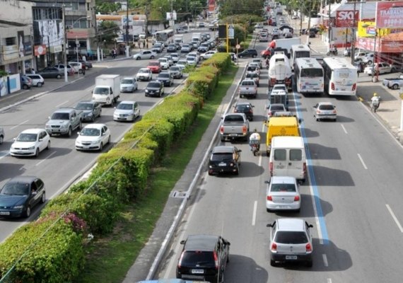 IPVA para veículos com placas 3 e 4 deve ser pago até o dia 29 de março