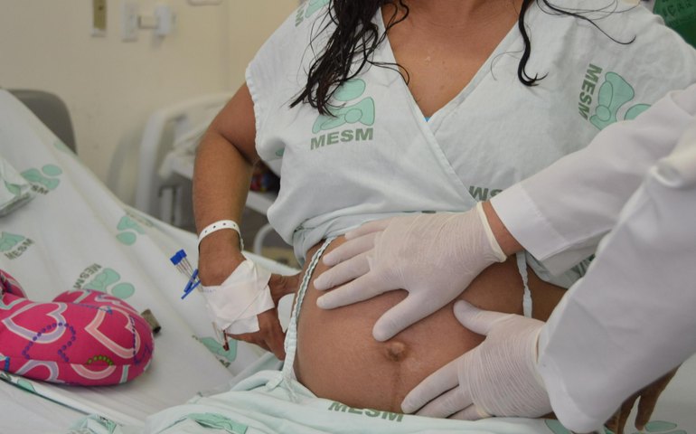 Saúde alerta para os riscos da gravidez na adolescência e orienta sobre métodos contraceptivos disponíveis no SUS