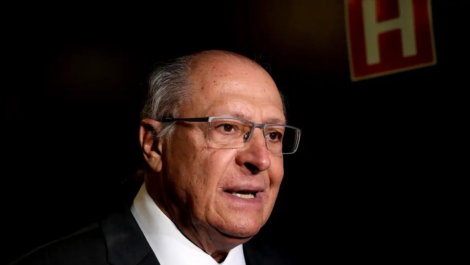 Alckmin: governo prioriza abastecimento e quer evitar alta do diesel