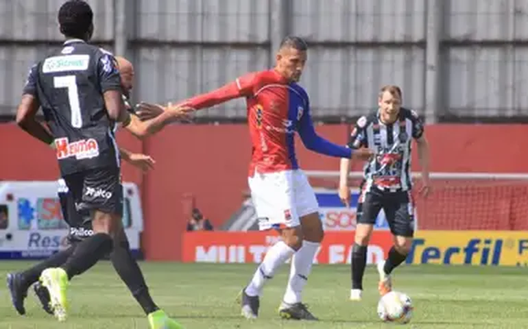 Com 36 mil torcedores no estádio, Paraná vence o Nacional na segunda divisão do Campeonato Paranaense