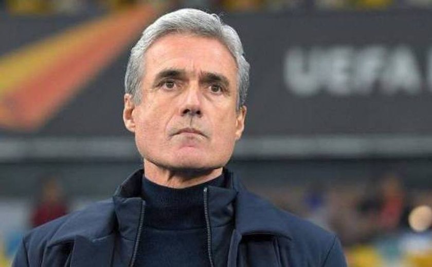 Botafogo confirma contratação do técnico Luís Castro para os dois próximos anos