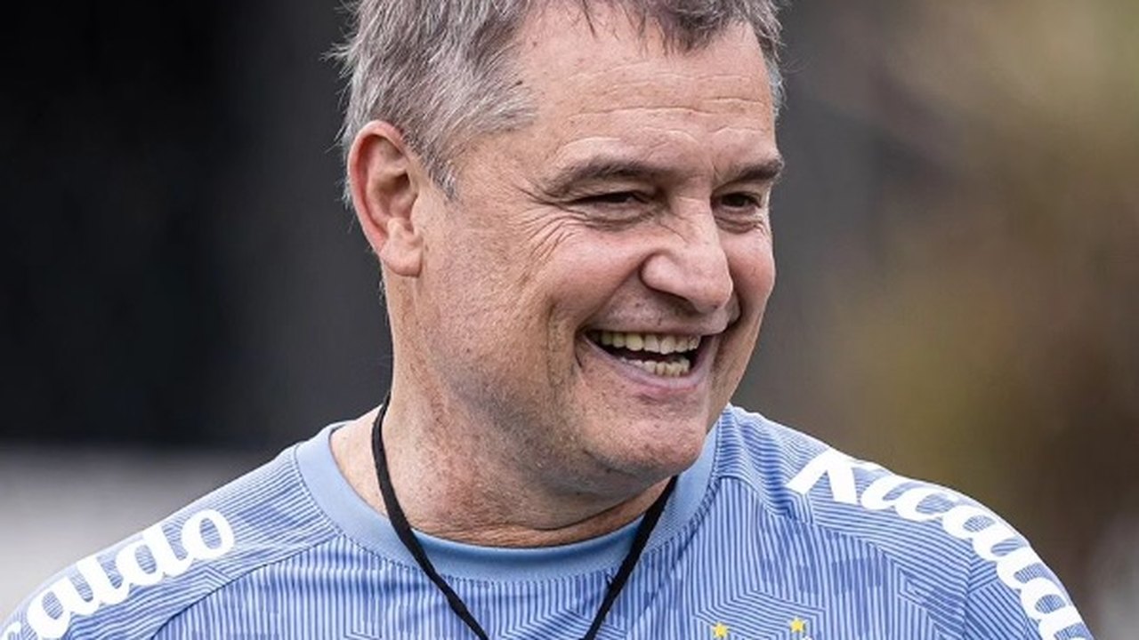 Diego Aguirre diz que 'foi uma honra' dirigir o Santos e lamenta não ter conseguido ajudar time