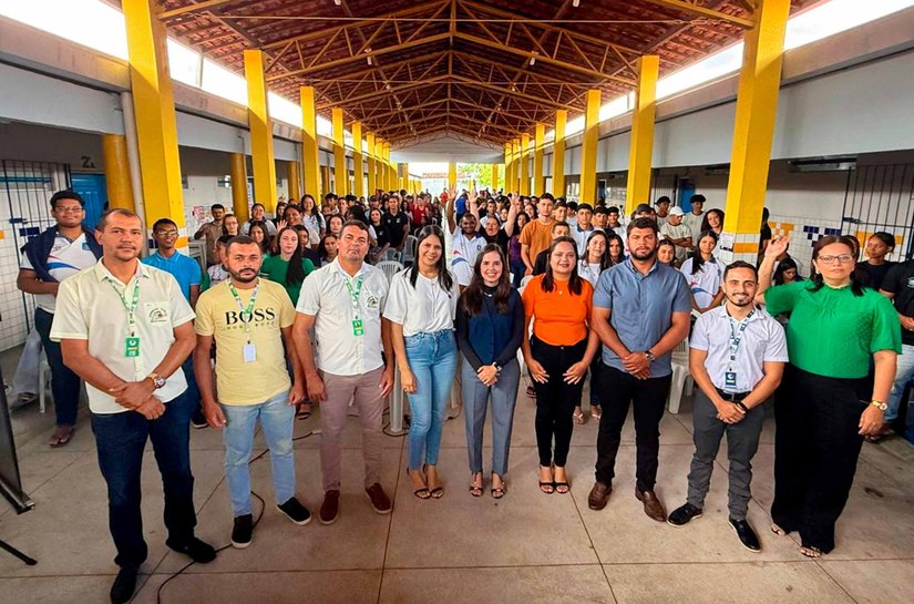 Juíza Natália Castro palestra sobre abuso e exploração sexual para adolescentes