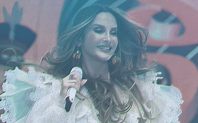 Instituto Afro aciona Ministério Público para proibir shows de Cláudia Leitte na Bahia