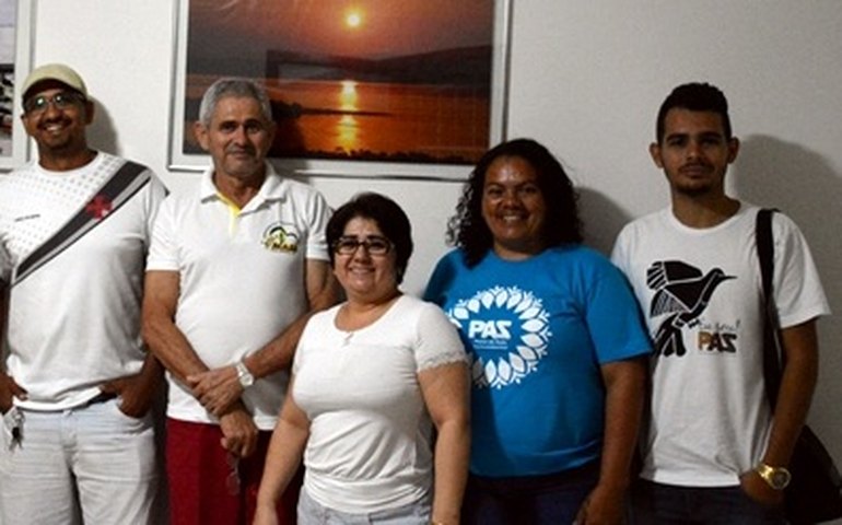 Escritores delmirenses participam da II Bienal do Livro em Paulo Afonso