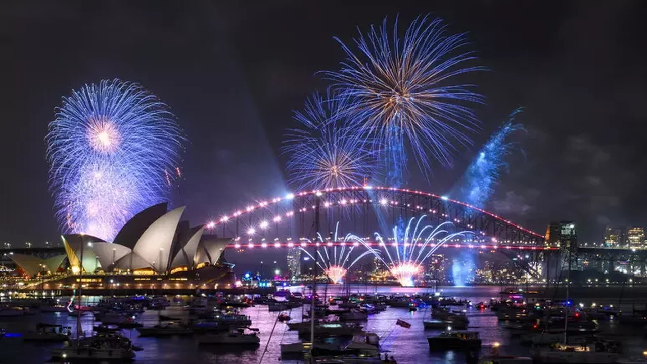 Sydney recebe Ano Novo homenageando vítimas de ataque terrorista