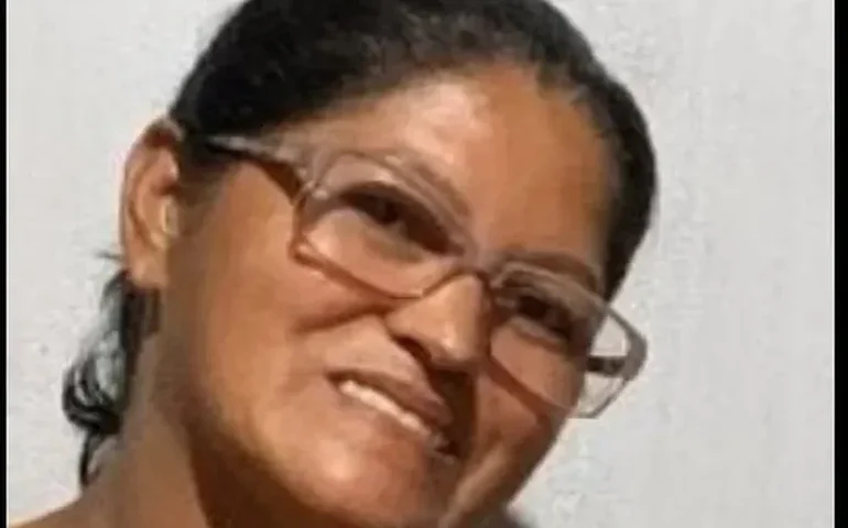 Mulher morre após ser atropelada por carro em alta velocidade em Arapiraca