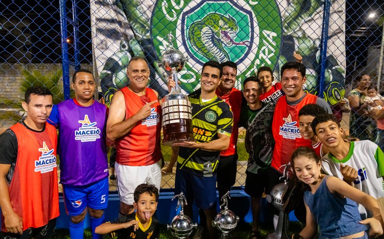 No Benedito Bentes, Alto da Alegria recebe arena e espaço de lazer para todas as idades