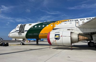 Avião da Presidência para resgatar brasileiros em Gaza chega a Roma