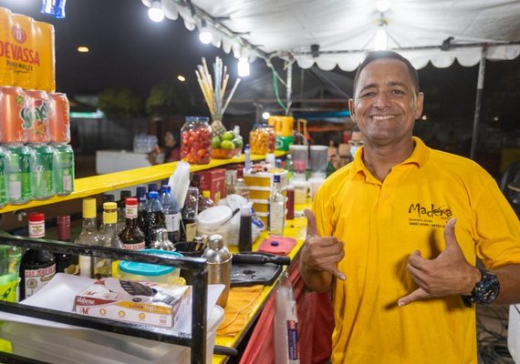 JHC isenta ambulantes de taxa para o São João