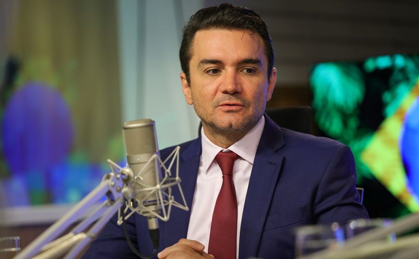 Ministro do Turismo afirma que PEC das Praias tem pontos positivos