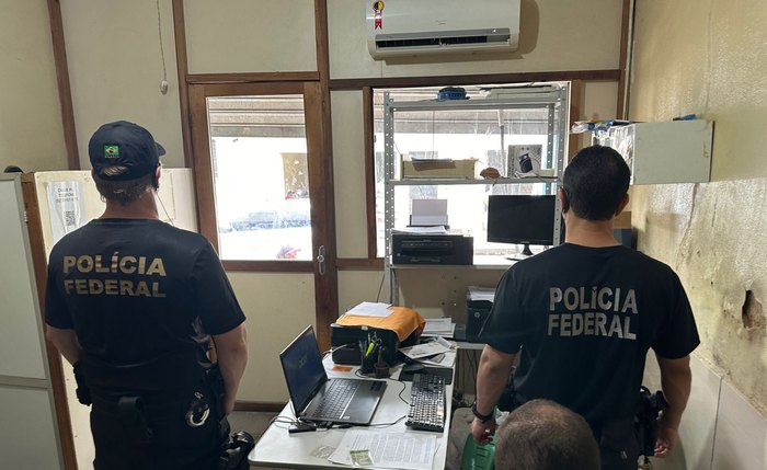 Investigações tiveram início após a prisão de motoqueiro com documento falsificado Investigações tiveram início após a prisão de motoqueiro com documento falsificado