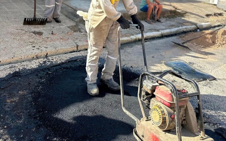 Prefeitura já recuperou 117 trechos de ruas e avenidas em Arapiraca