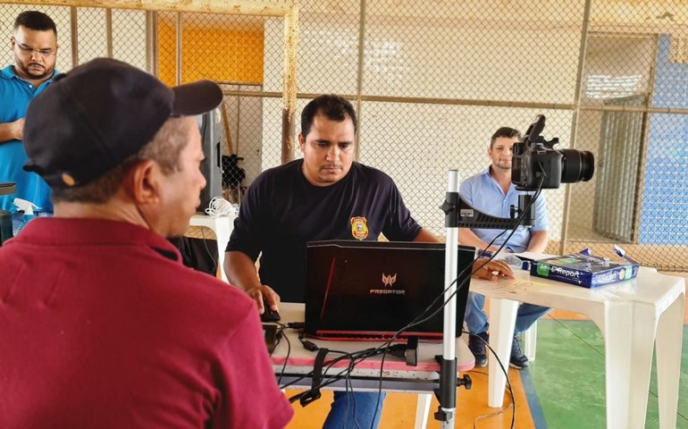 Governo de Alagoas leva caravana de emissão de RG para Igreja Nova
