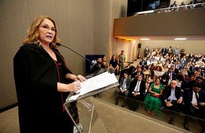 Em posse no TJAL, Silvana Omena destaca trajetória de três décadas na magistratura