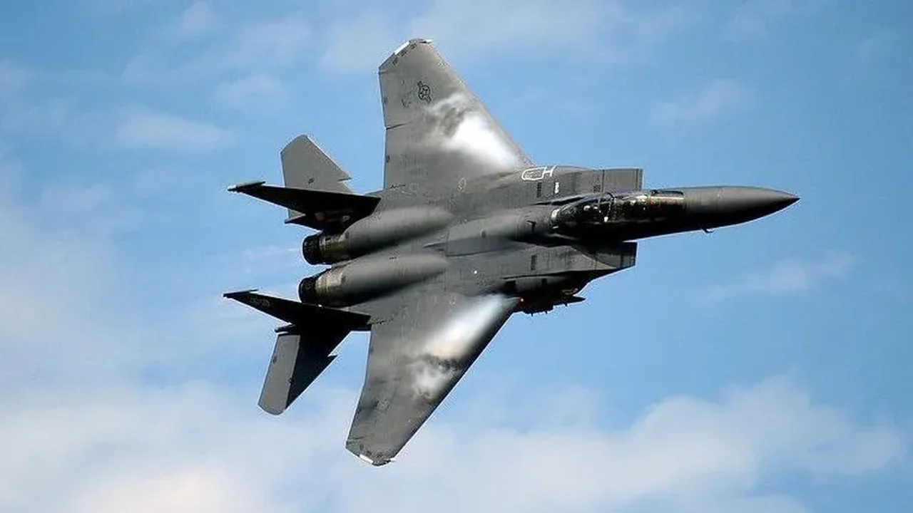 Estados Unidos vão enviar mais aeronaves de combate ao Oriente Médio em meio a ameaças do Irã e aliados a Israel