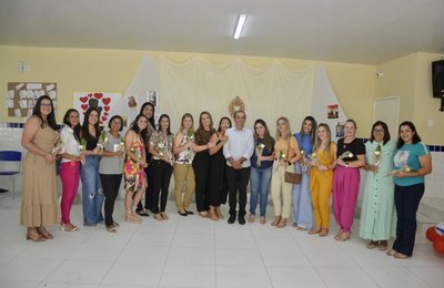 Saúde de Anadia promove homenagem em alusão ao Dia da Enfermagem